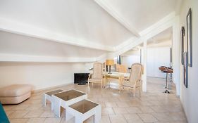 Very Nice Apt Next To The Port Vallon Des Auffes